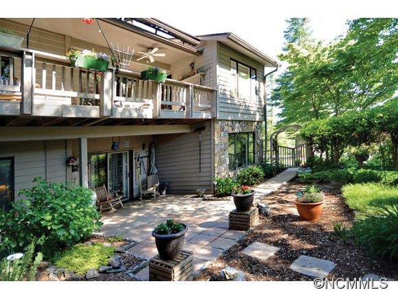 Deerlake Village - Residential