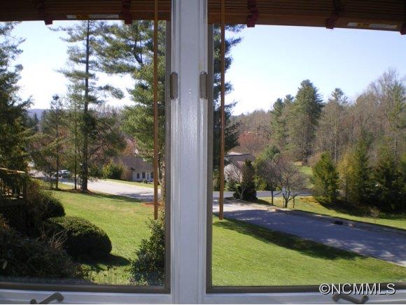 Deerlake Village - Residential