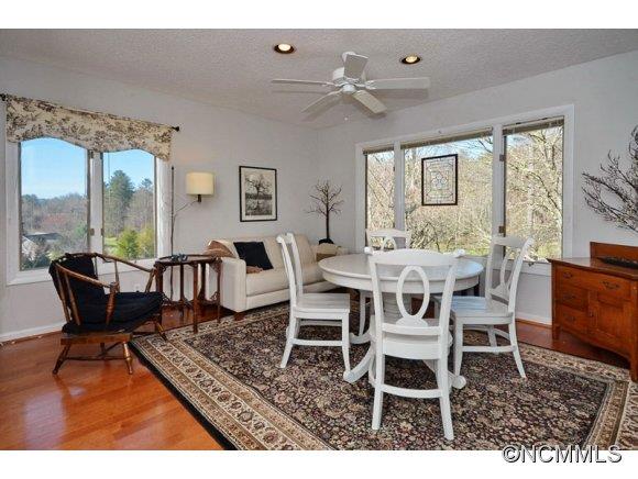 Deerlake Village - Residential