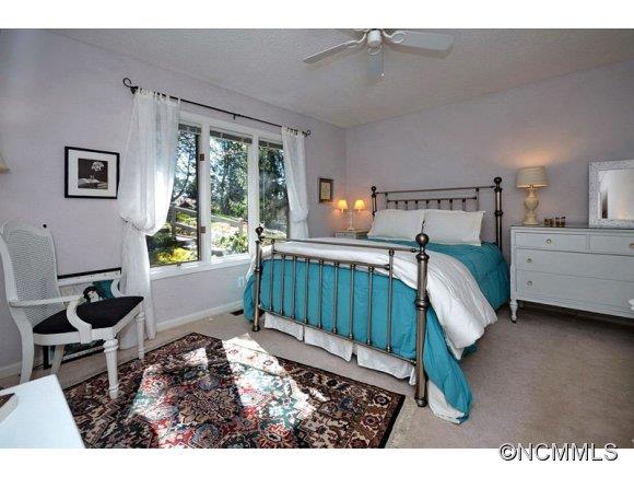 Deerlake Village - Residential