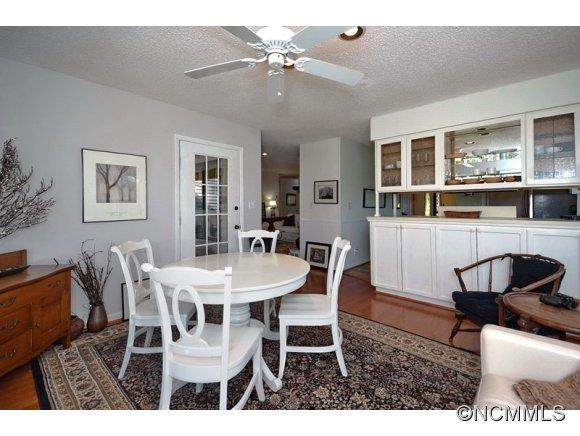 Deerlake Village - Residential