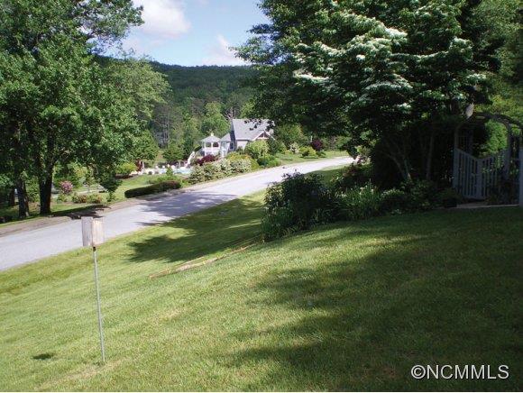 Deerlake Village - Residential