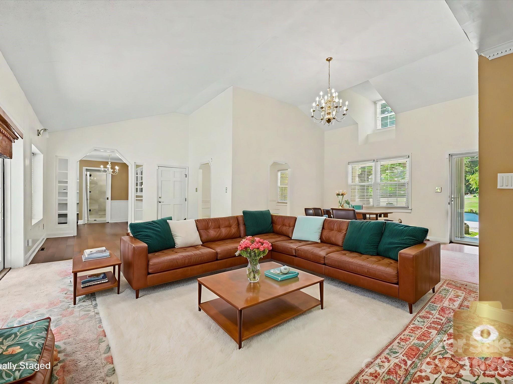 1011 Tarlton Drive