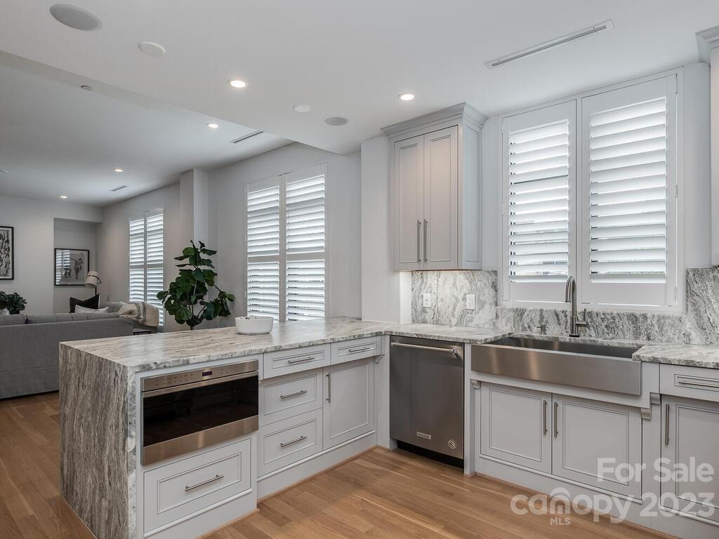 Myers Park - Residential