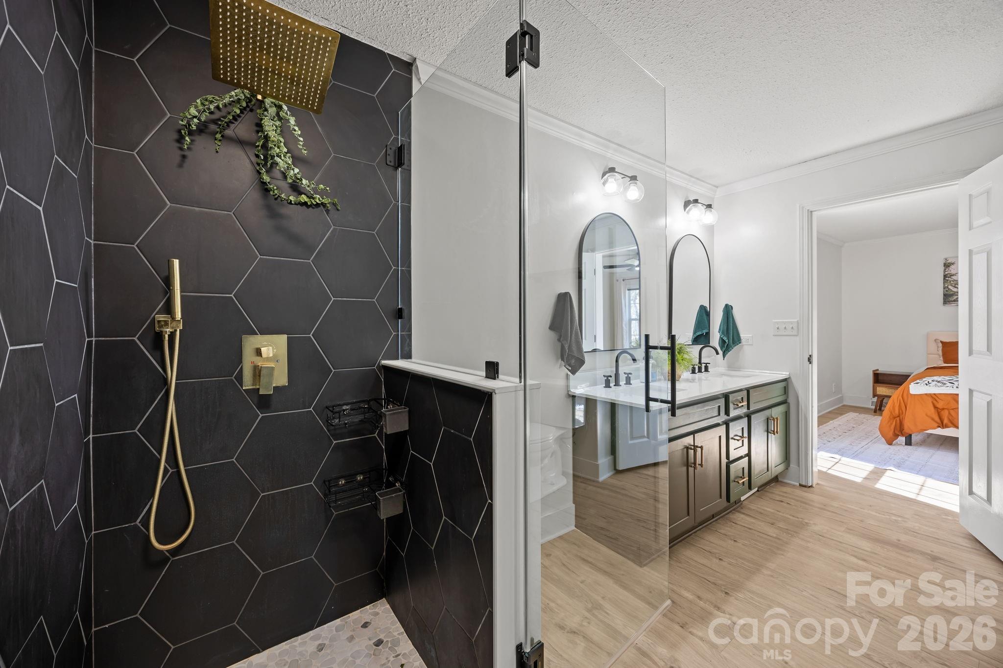 Wolf Meadow Acres - Residential