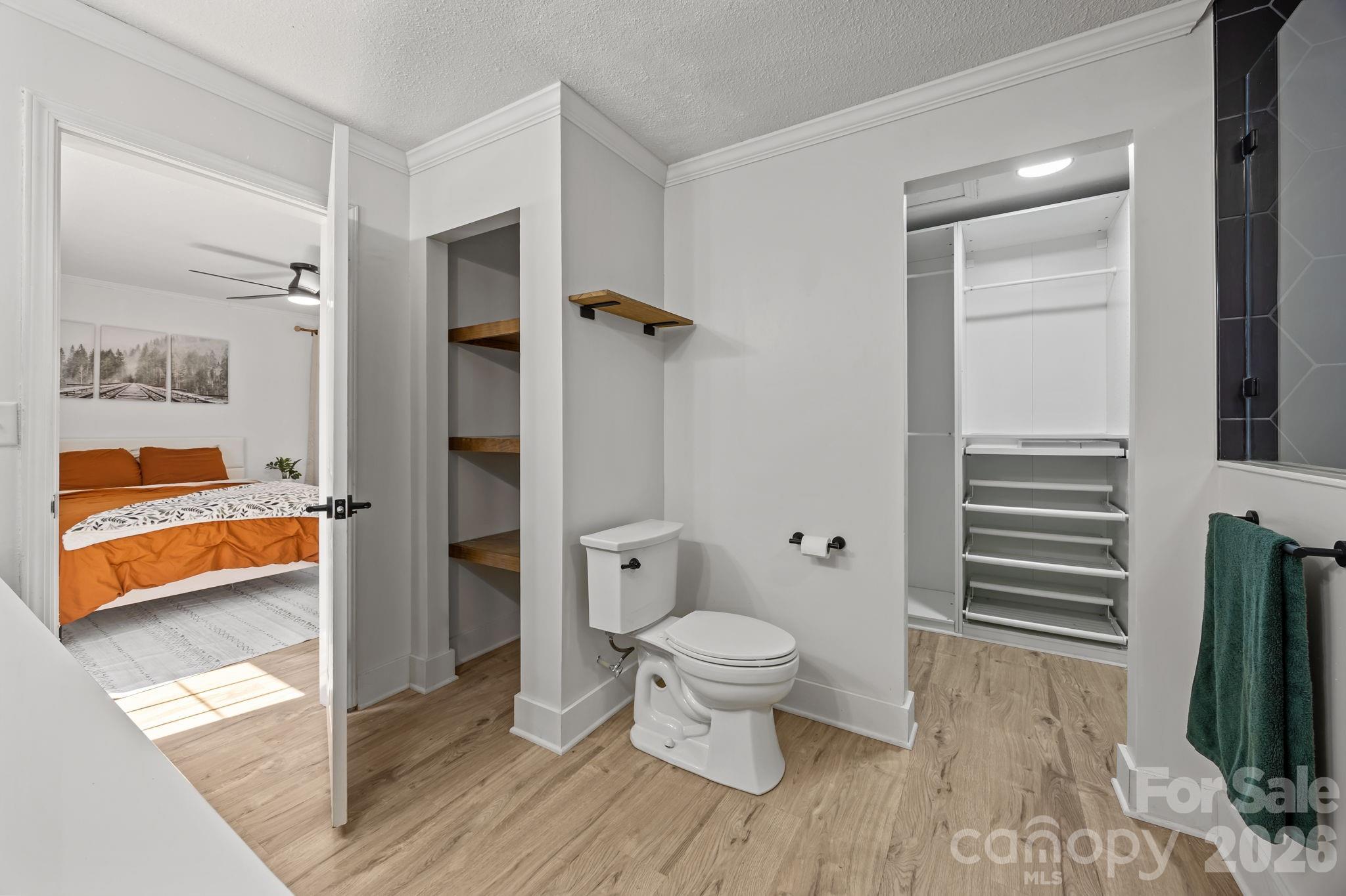 Wolf Meadow Acres - Residential