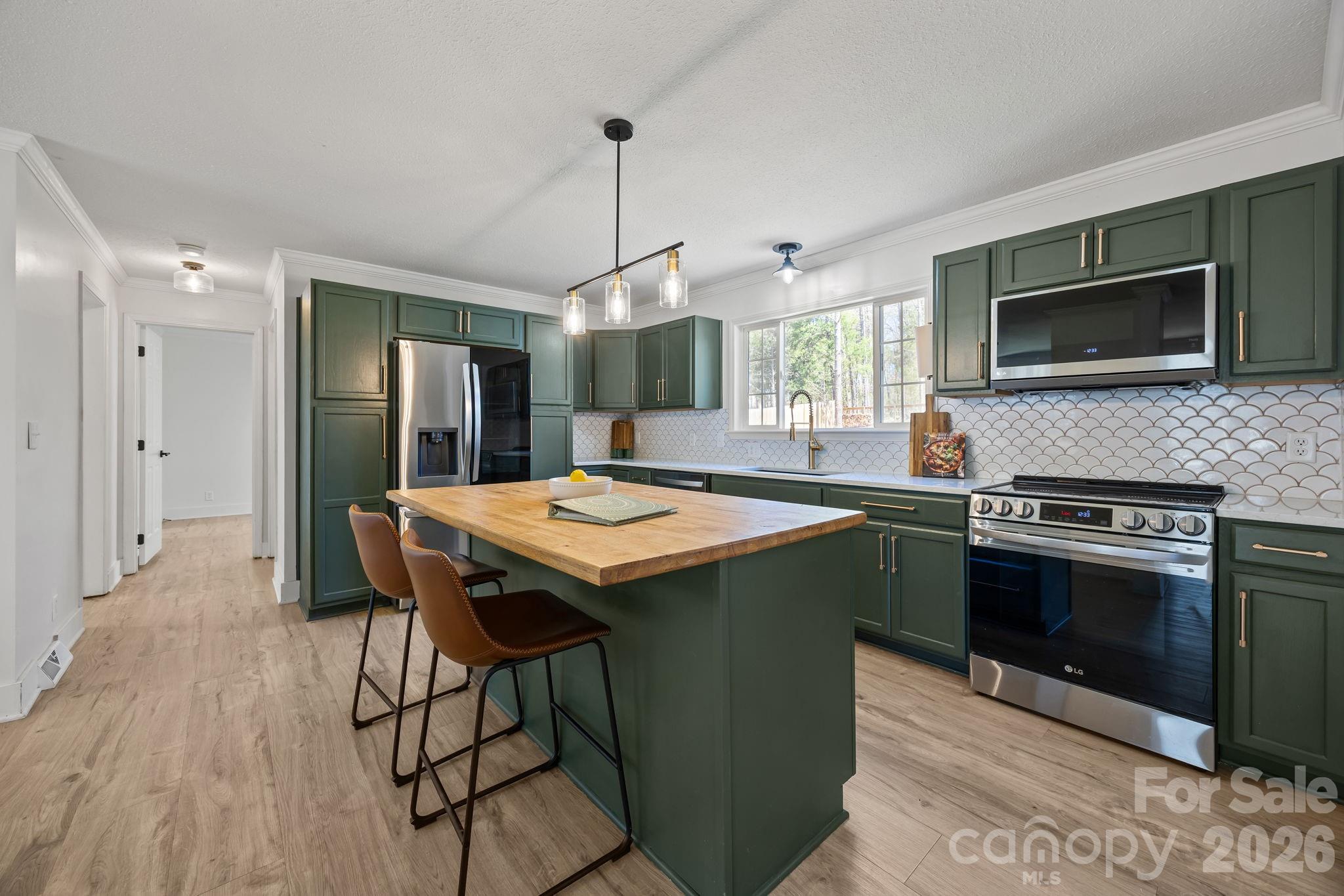 Wolf Meadow Acres - Residential