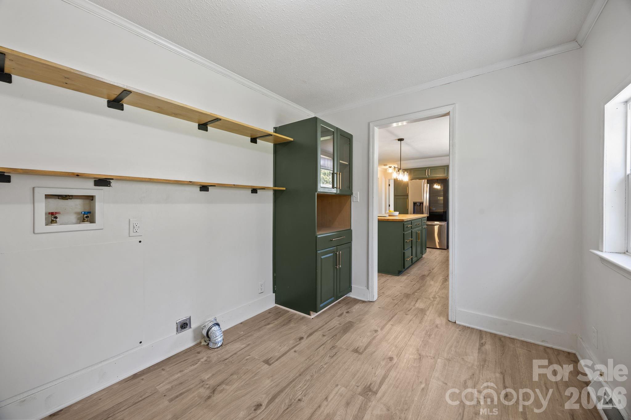 Wolf Meadow Acres - Residential