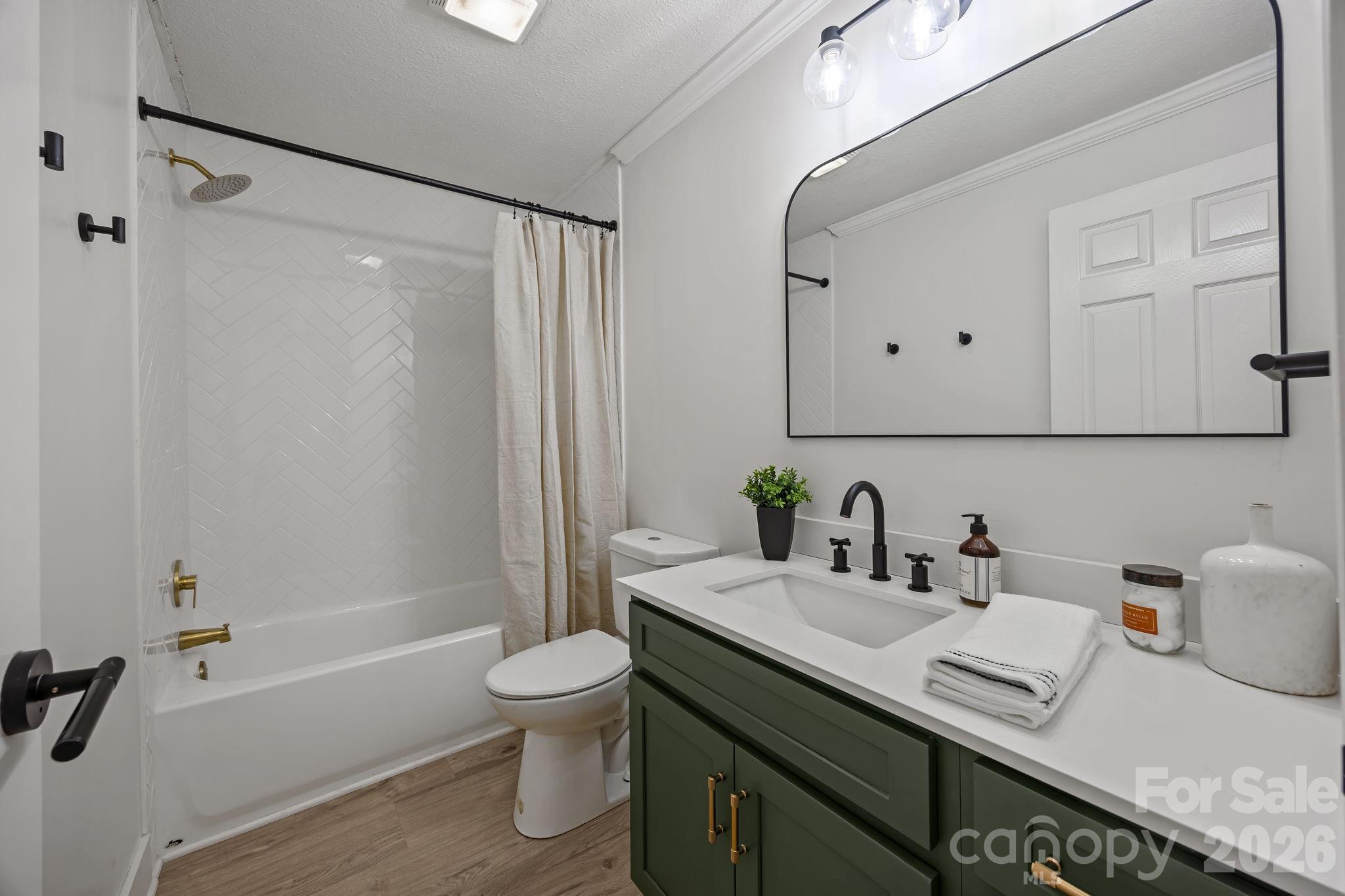 Wolf Meadow Acres - Residential