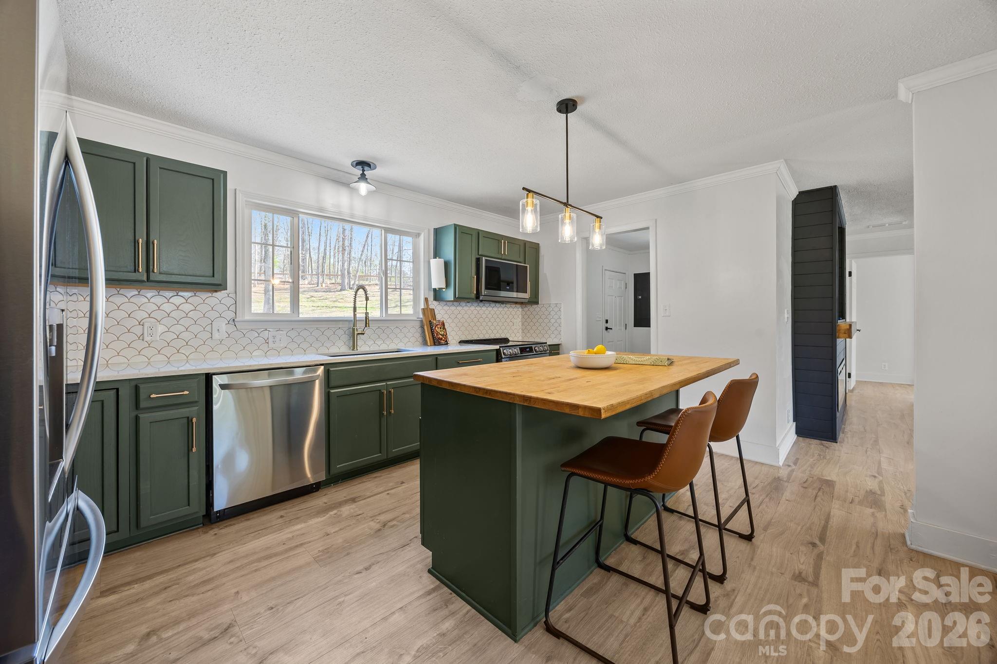 Wolf Meadow Acres - Residential