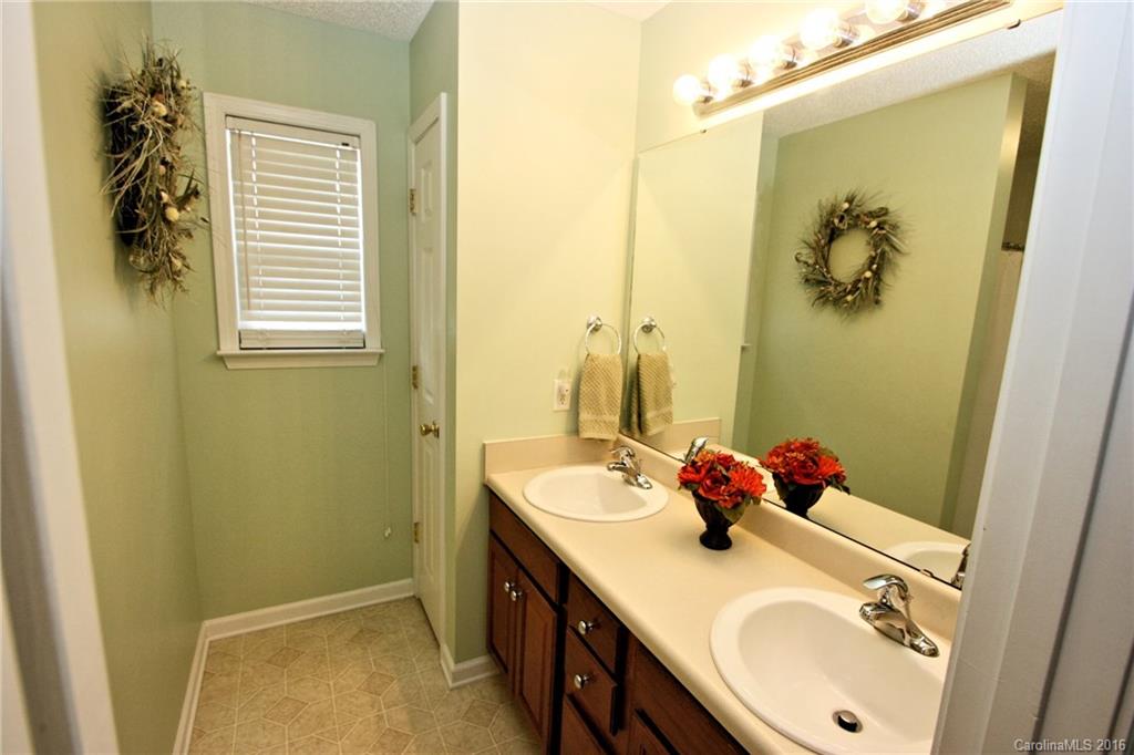 Lakeside - Residential