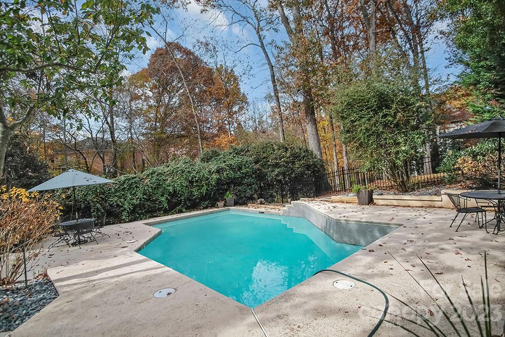 Greyson - Residential