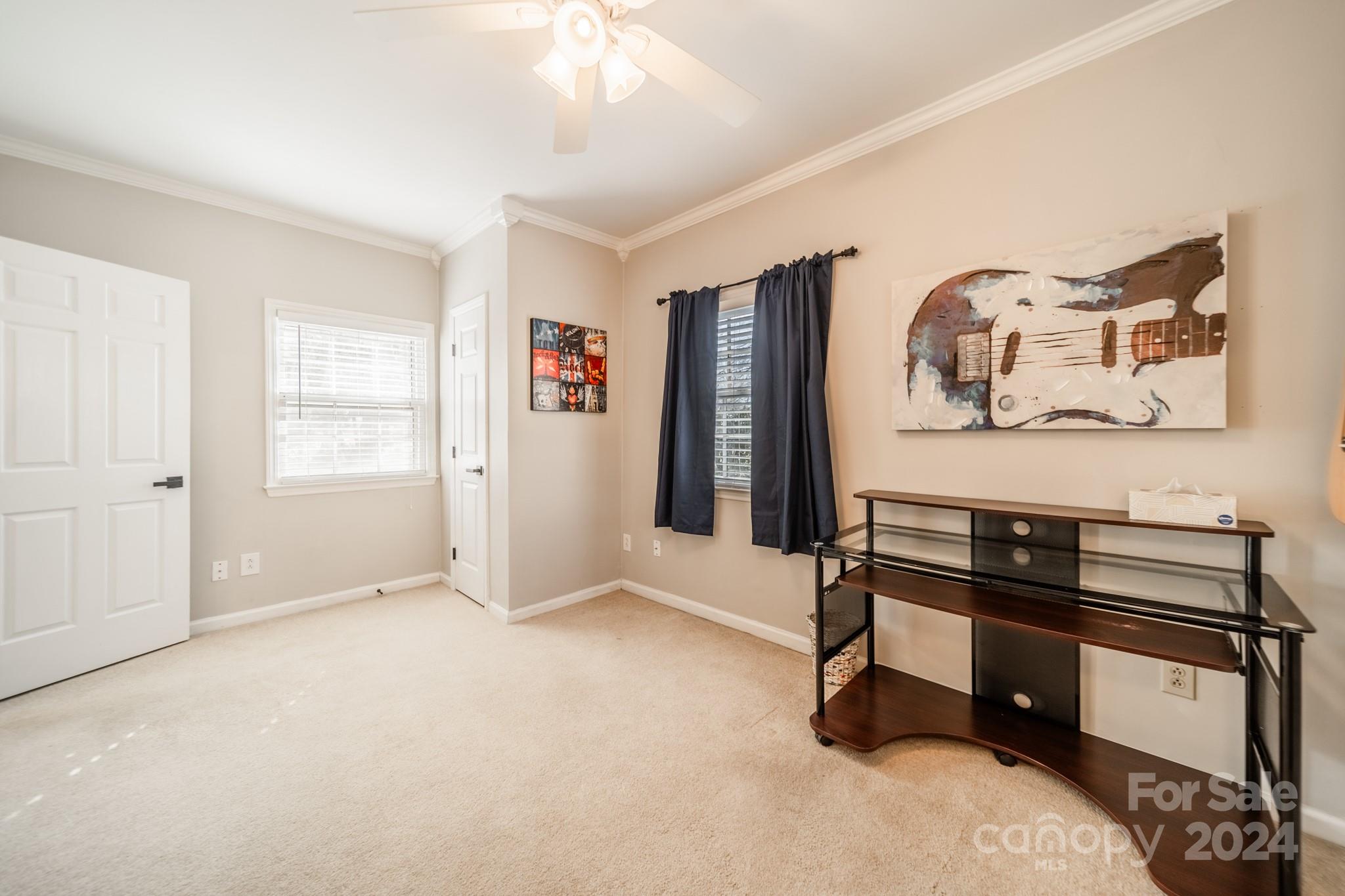 Hunters Run - Residential