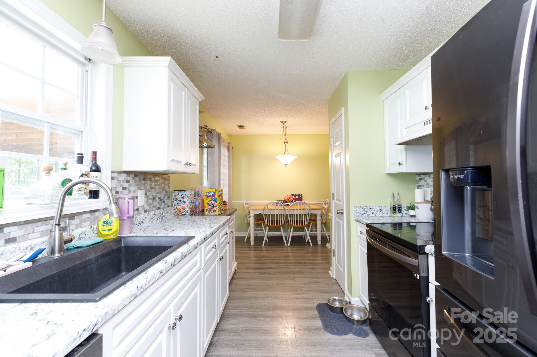 2260 Nuthatch Drive
