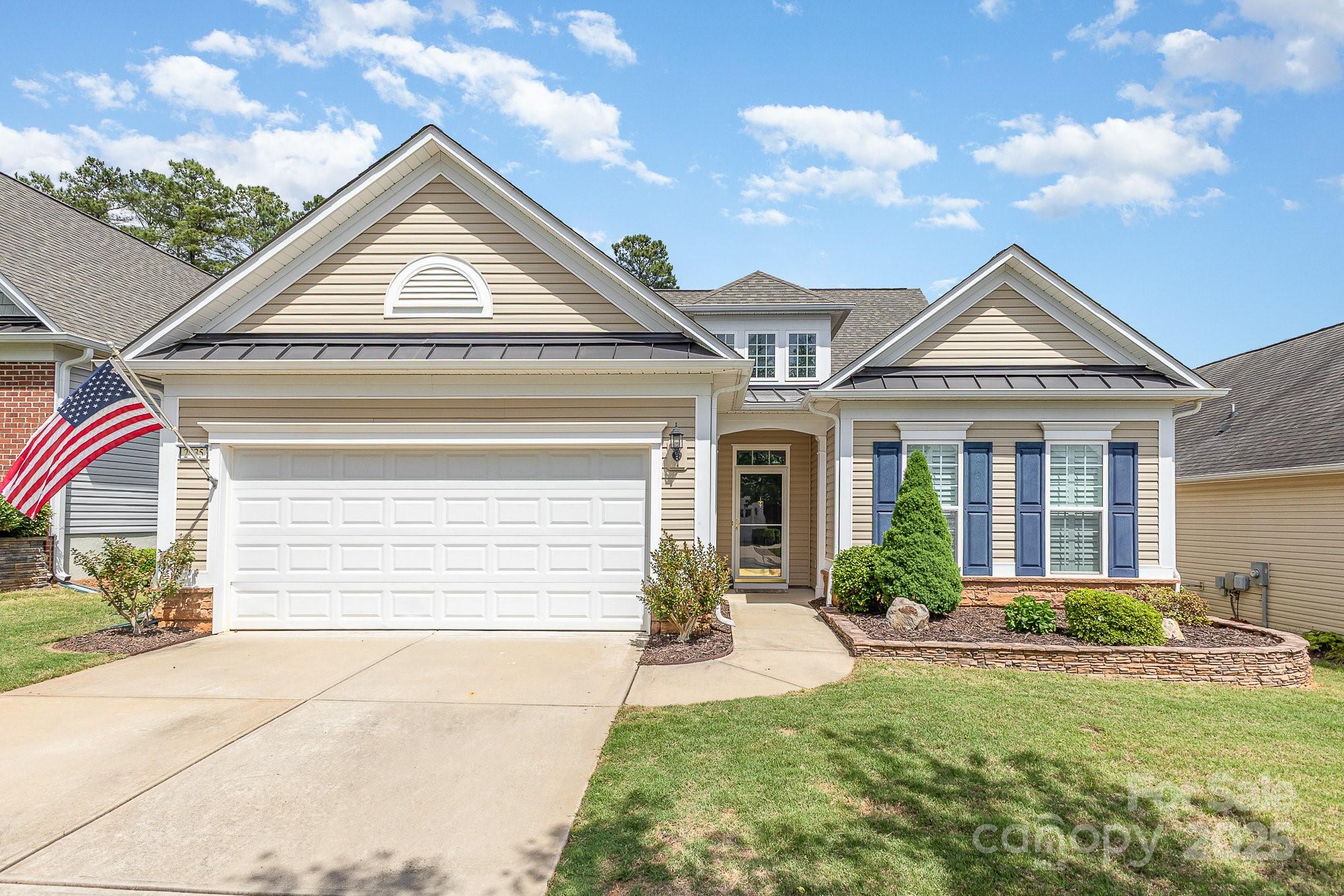 2035 Moultrie Court