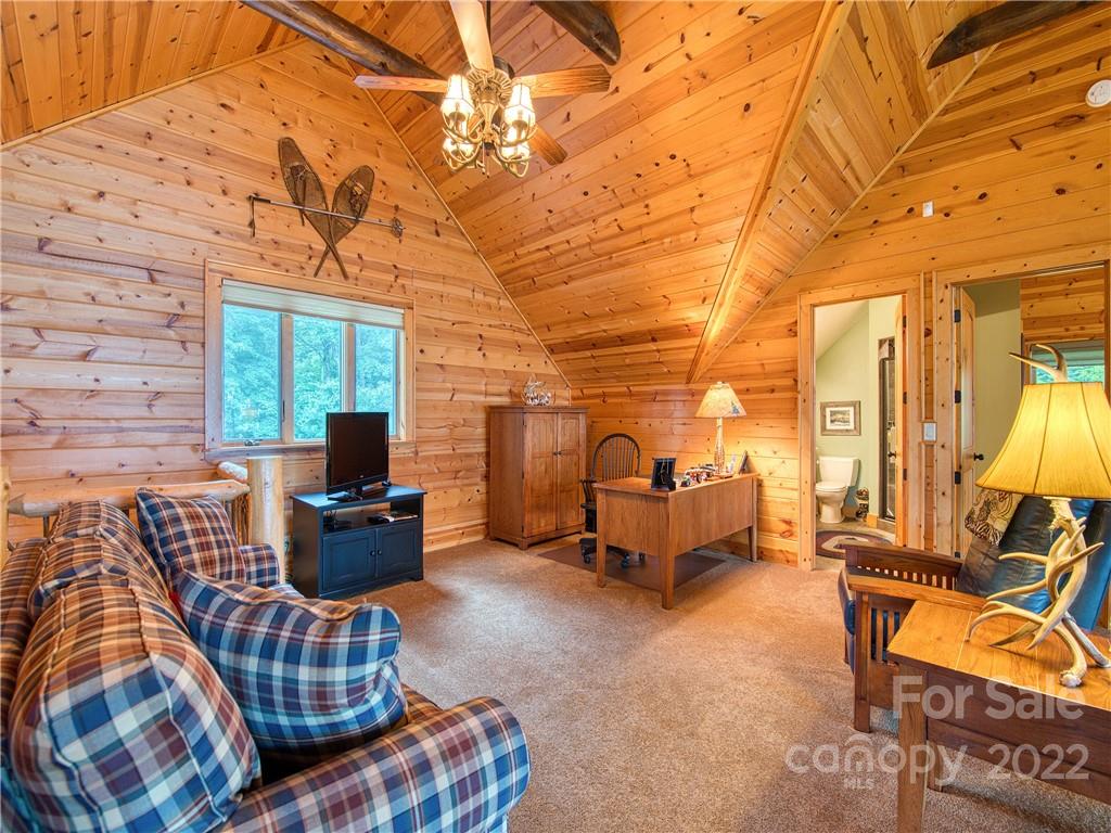 Smoky Mountain Retreat at Eagles Nest - Residential