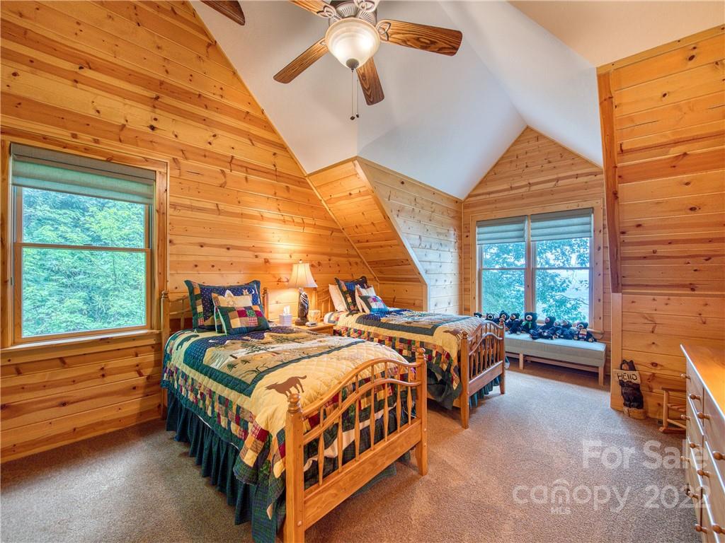 Smoky Mountain Retreat at Eagles Nest - Residential