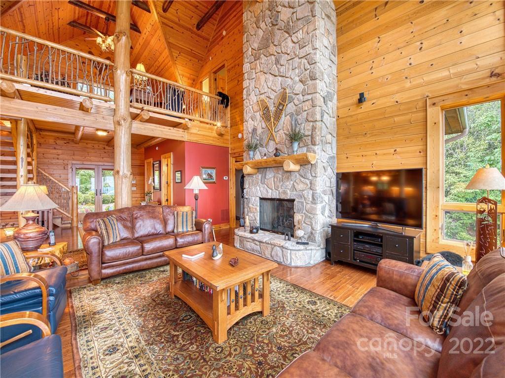 Smoky Mountain Retreat at Eagles Nest - Residential