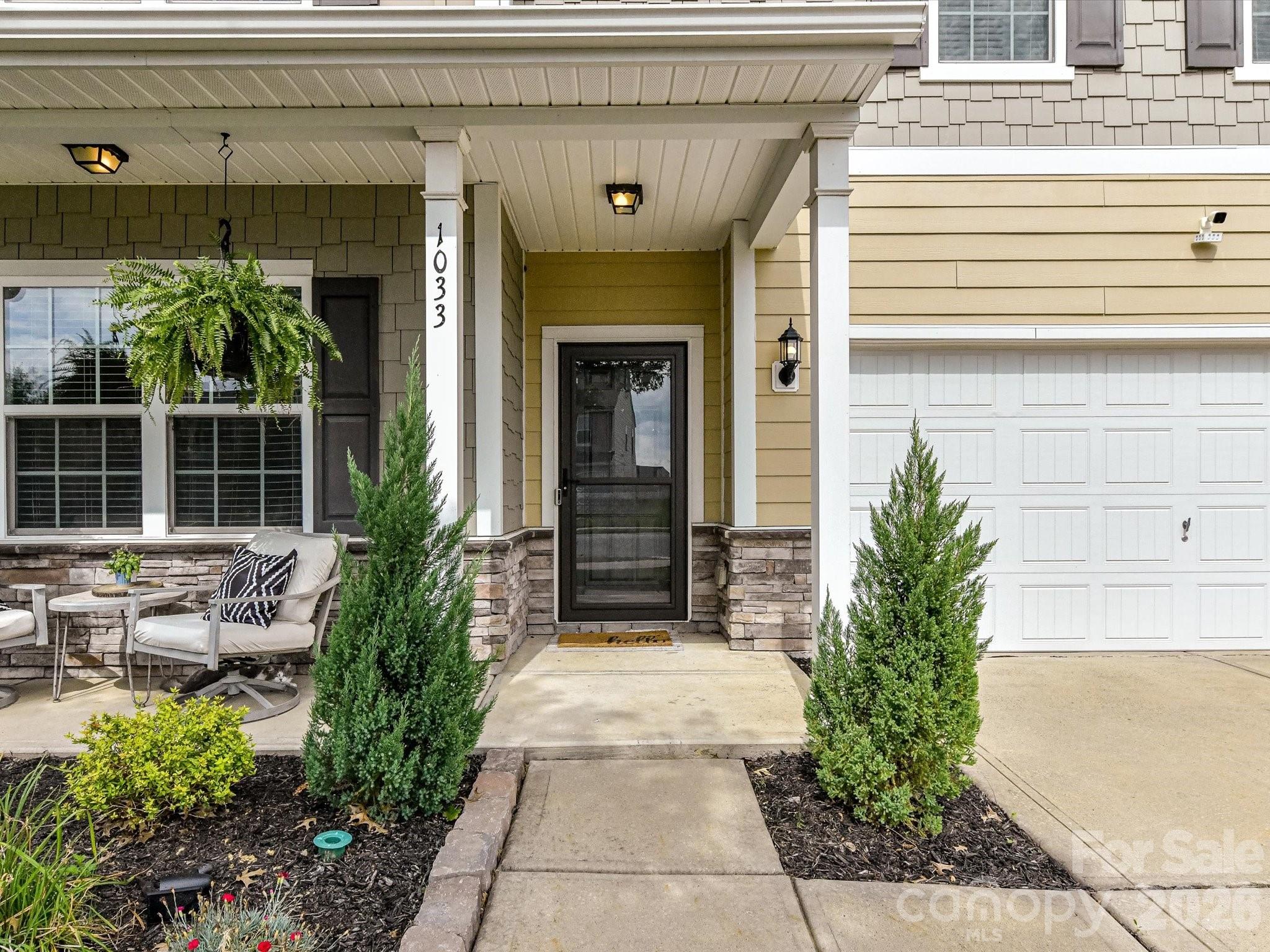 1033 Blue Stream Lane