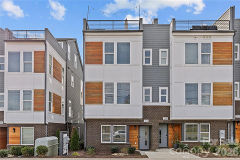 Photo of 2115 Isom Street, Charlotte, NC 28208 (MLS # 4367836)