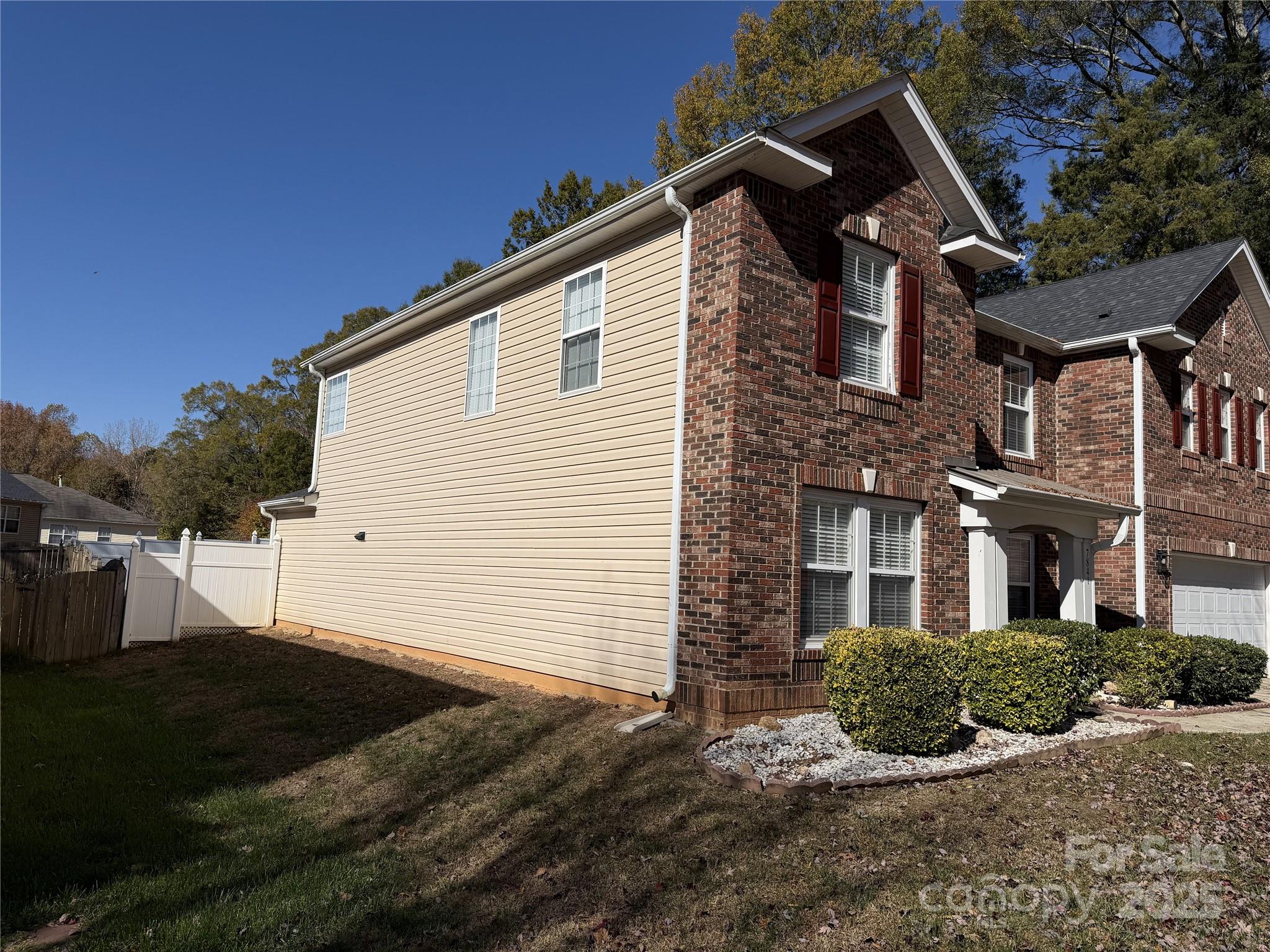 7841 Cornflower Commons Drive