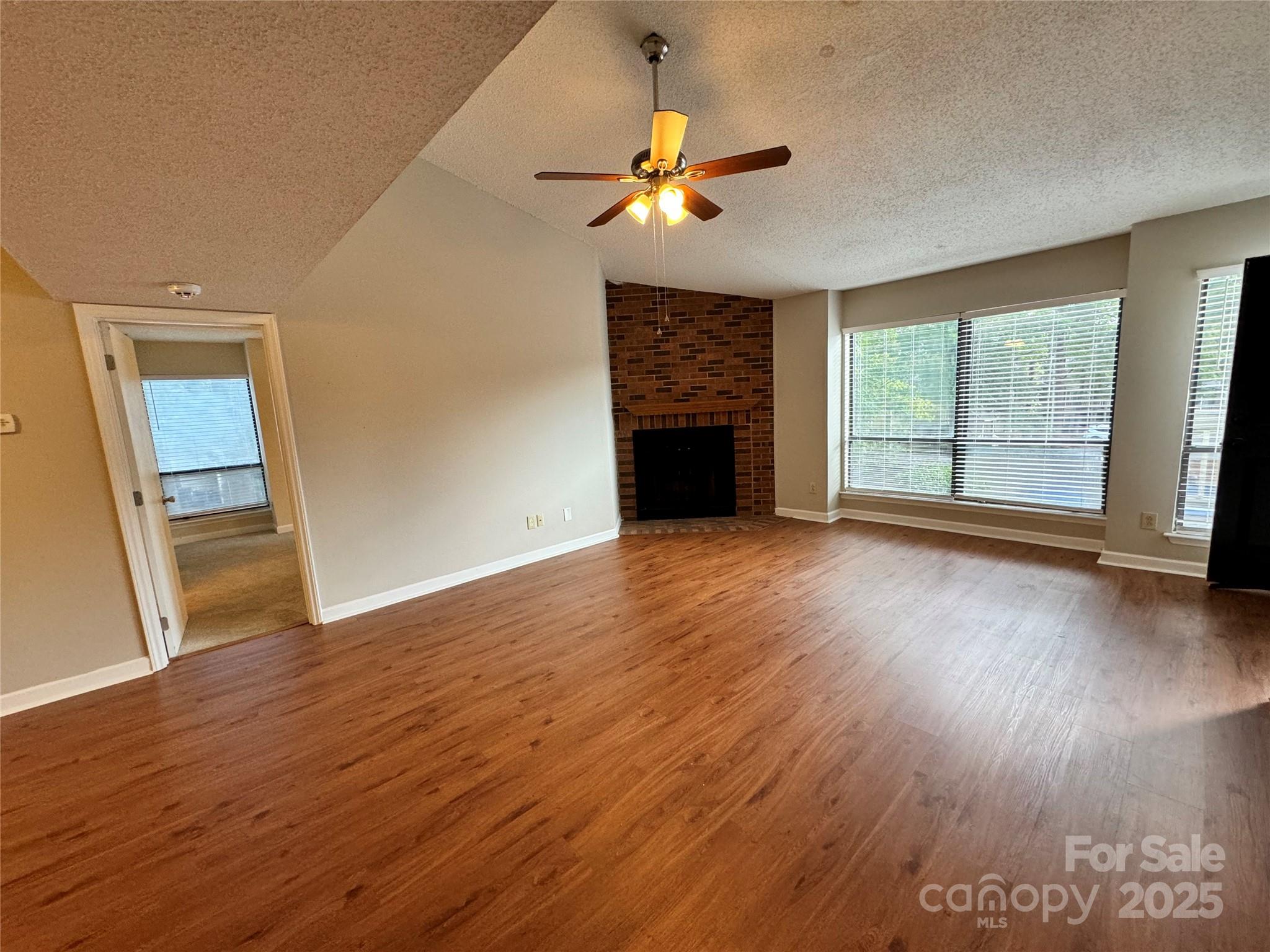 1600 Sharon Road W 16