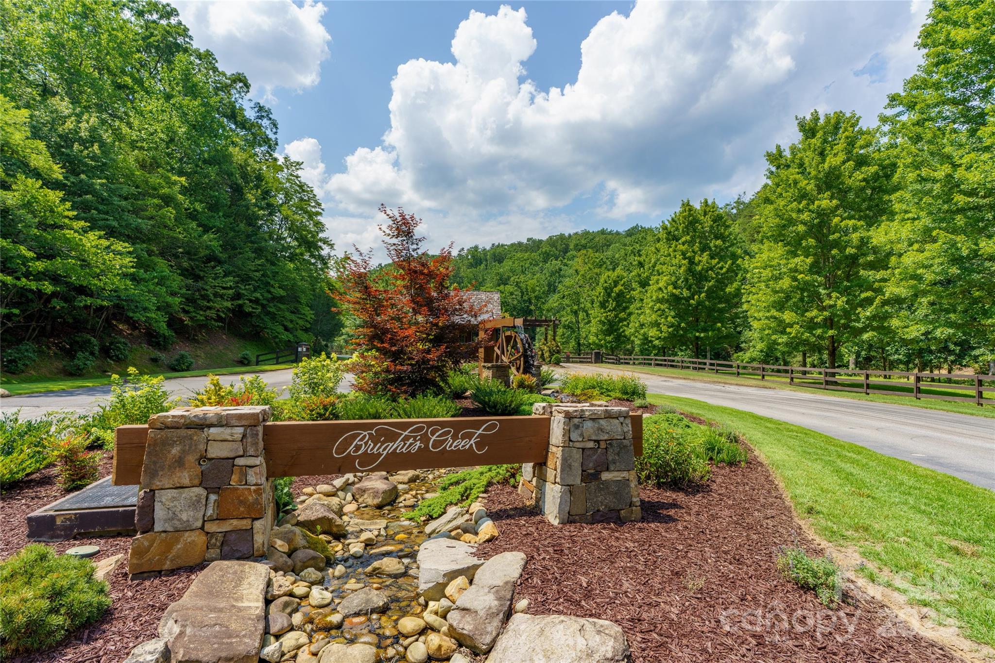 Brights Creek - Land