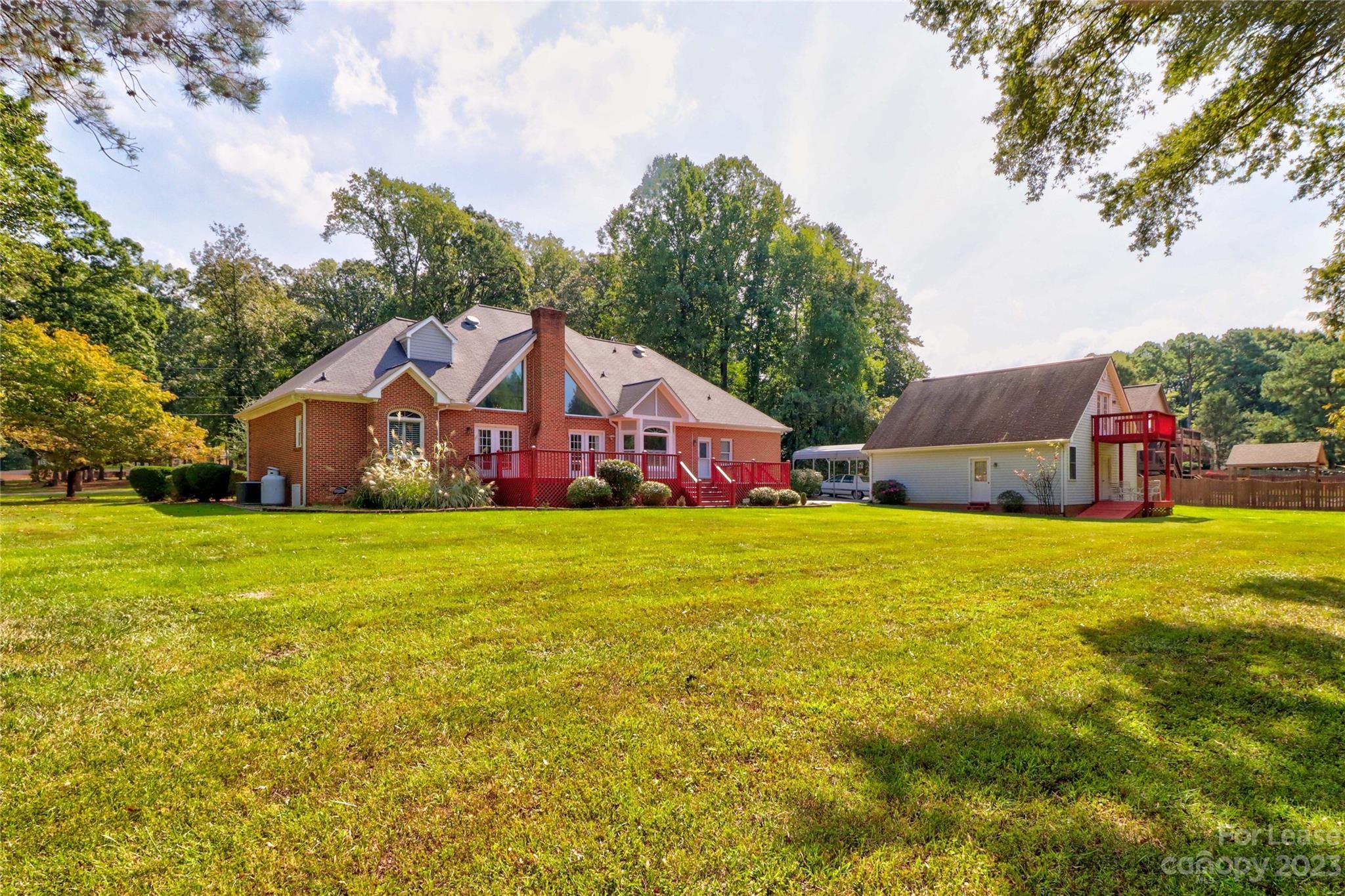 Lakeview Shores - Residential Lease