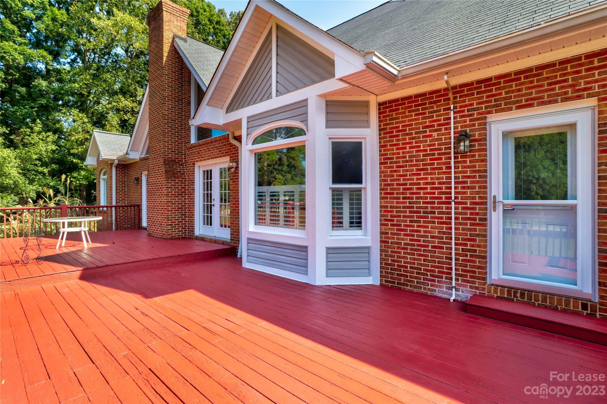 Lakeview Shores - Residential Lease