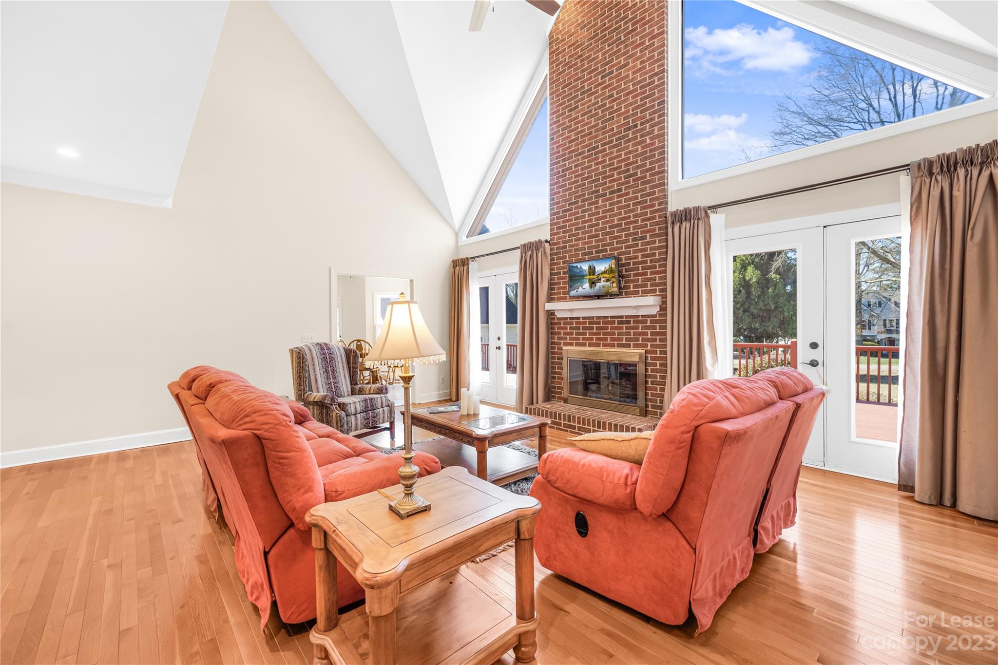 Lakeview Shores - Residential Lease