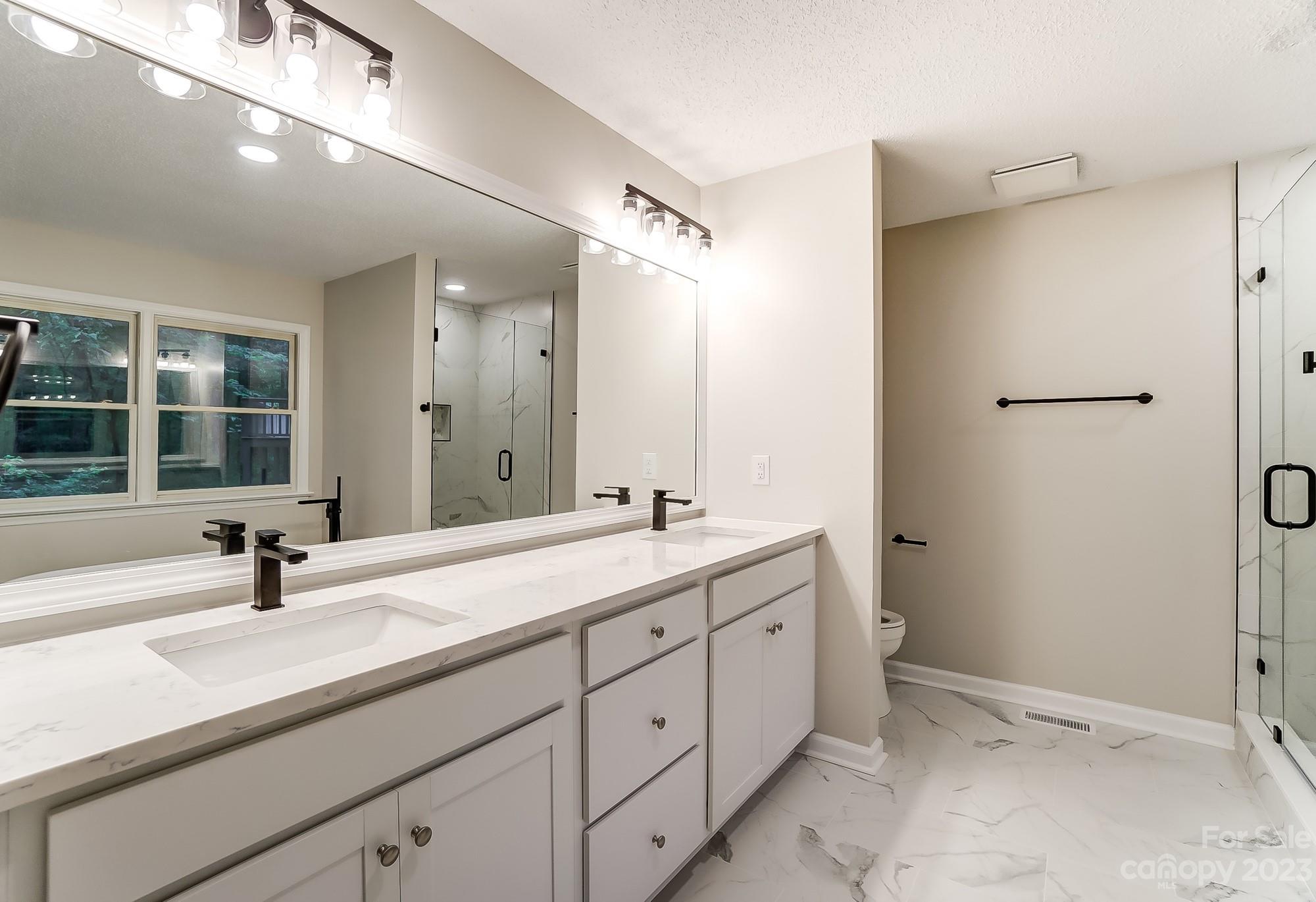 Red Oaks - Residential