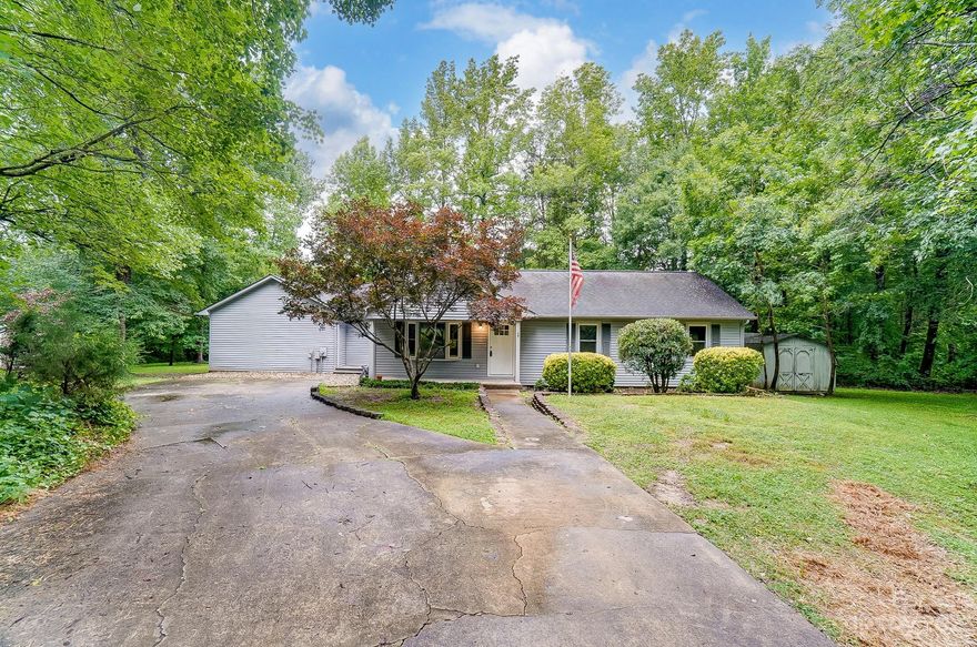 Save money no city tax! MOTIVATED SELLERS PRICED TO SELL AND MOVE IN READY! This house has been renovated inside. Freshly painted, new flooring (LVP in main areas, tile in bathrooms, carpet in bedrooms), new cabinets, New stainless steel GE appliances, new sinks, new vanities in bathrooms, new exterior doors, 7 windows replaced, one of the HVAC systems This house features two master bathrooms that are perfect! The main bathroom is full tiled stand up shower and a stand alone bath tub that you can spend hours in! The kitchen is brand new and is made for cooking! Main living area is open and is great for entertaining. This house has 644 sq ft of deck as well for nice outside entertaining. Also features a storage shed that is approx 200 sq ft. All you have to do is move in and enjoy your new home. This house has a great private back yard and is wooded for ultimate privacy. If you want city living with NO CITY TAXES and the privacy of a country feel this is the house for you!