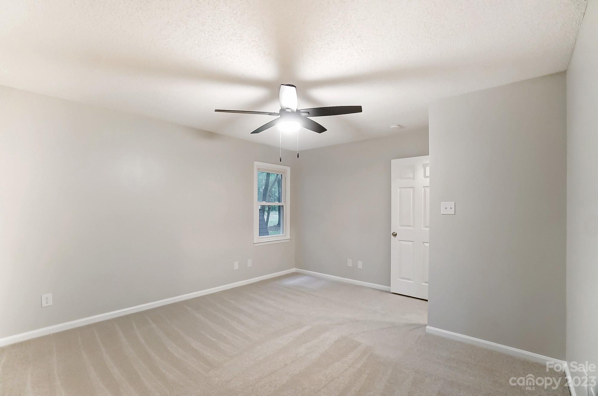 Red Oaks - Residential