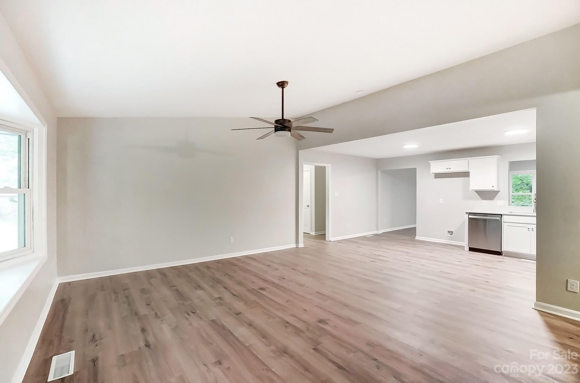 Red Oaks - Residential