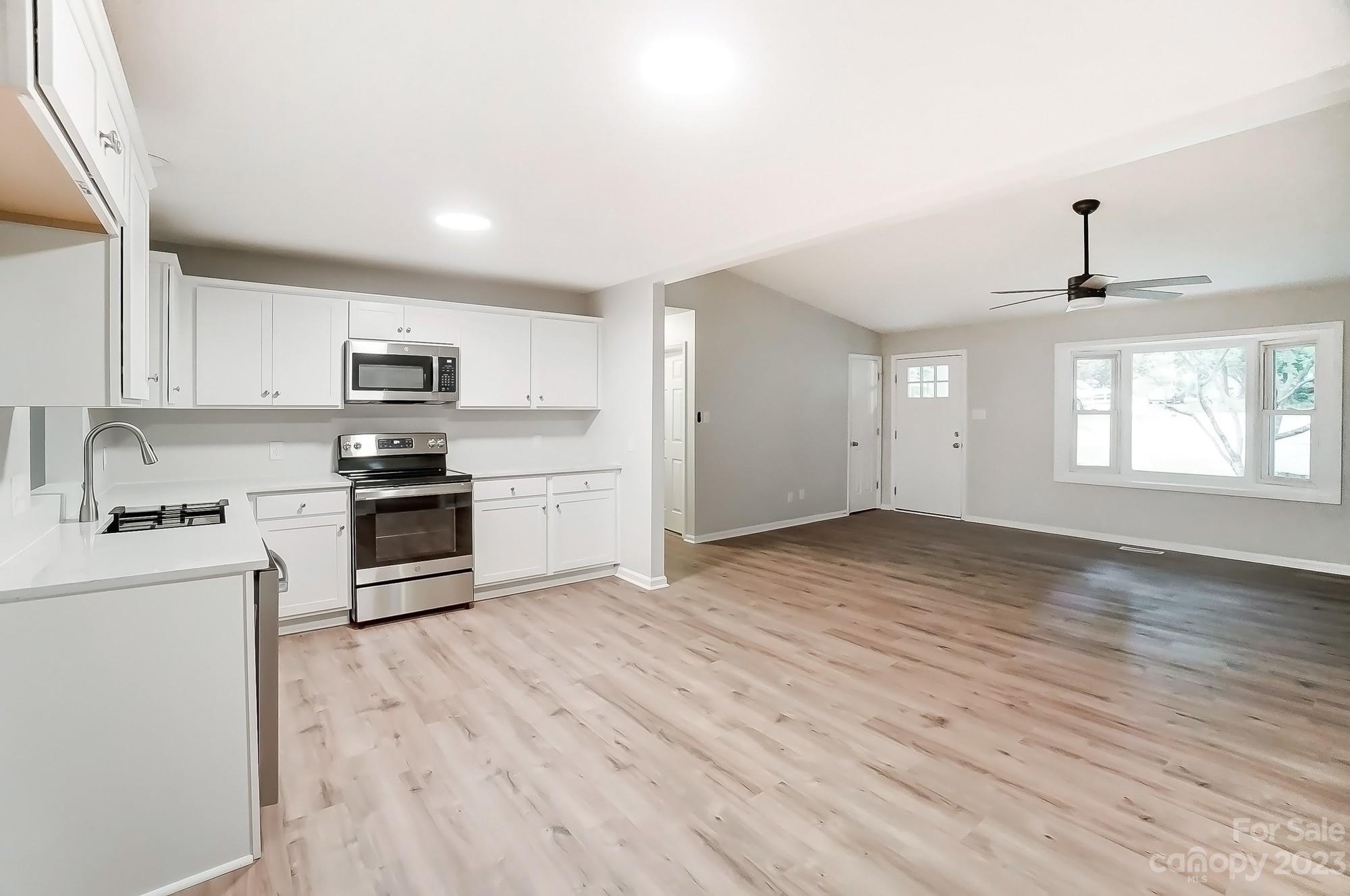 Red Oaks - Residential