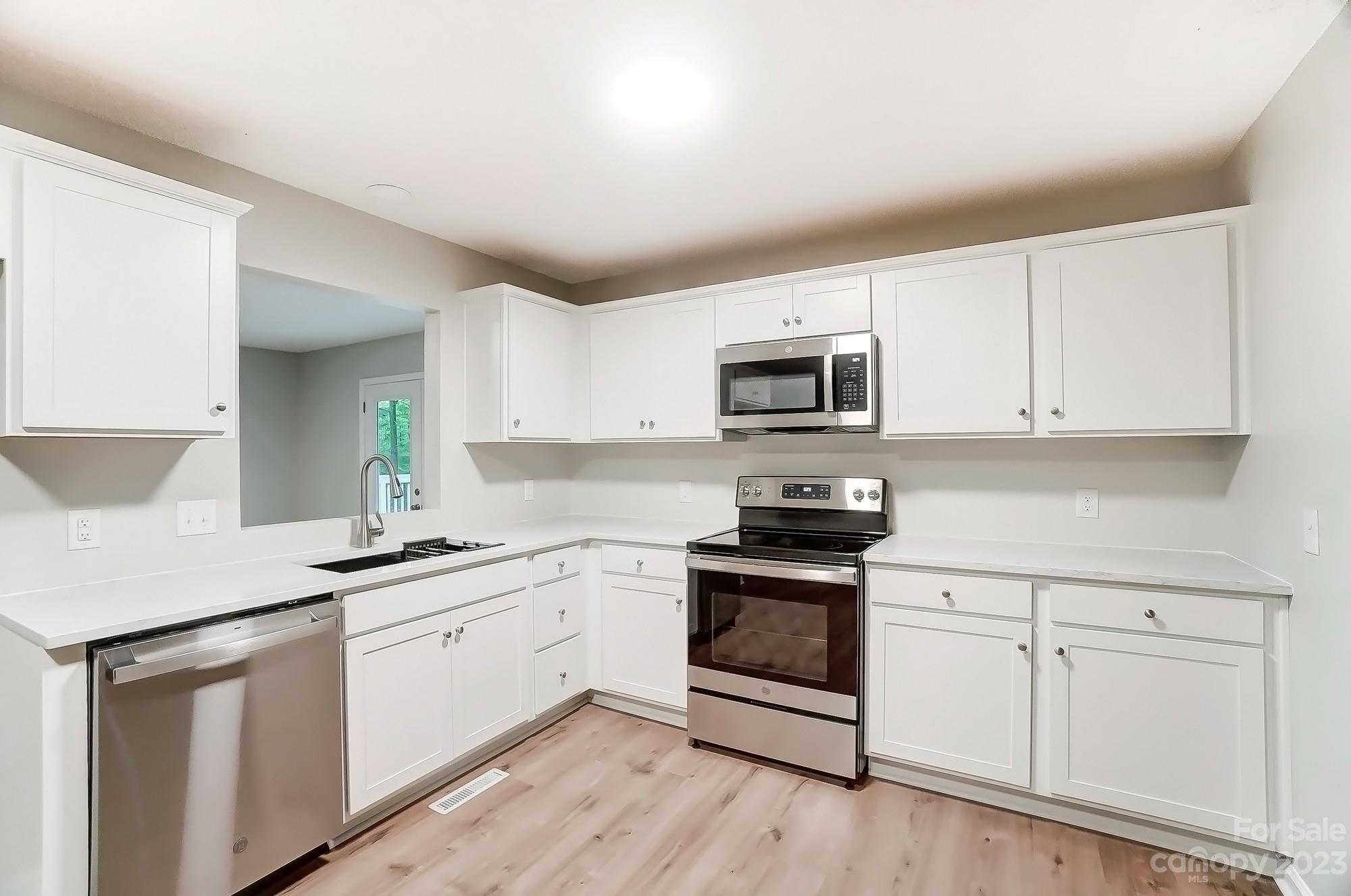 Red Oaks - Residential