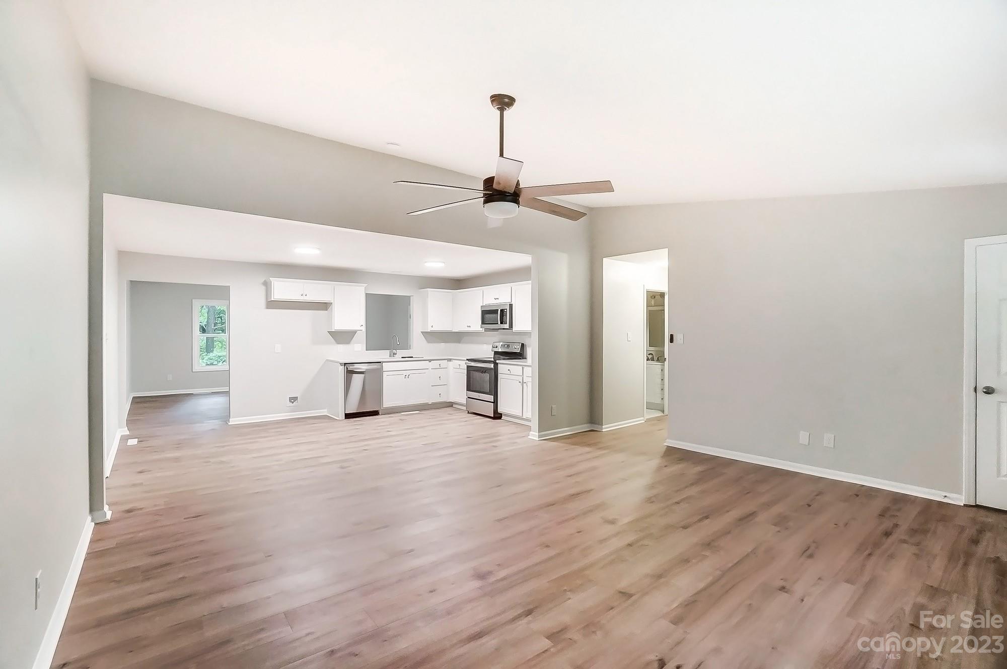 Red Oaks - Residential