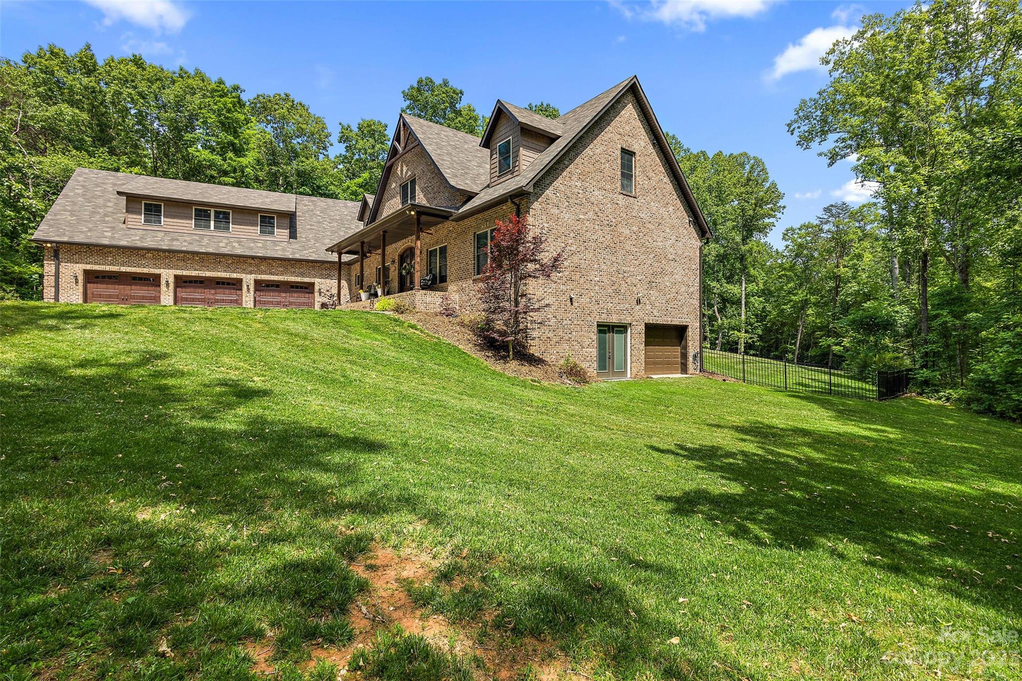 Avian Woods - Residential