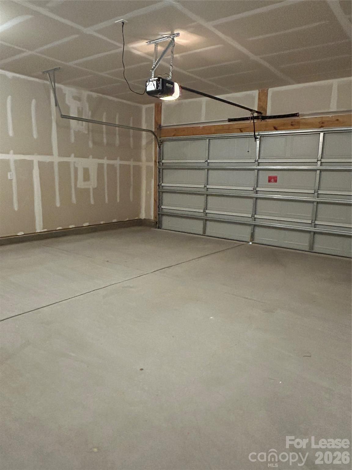 The Hamptons at Hickory - Residential Lease