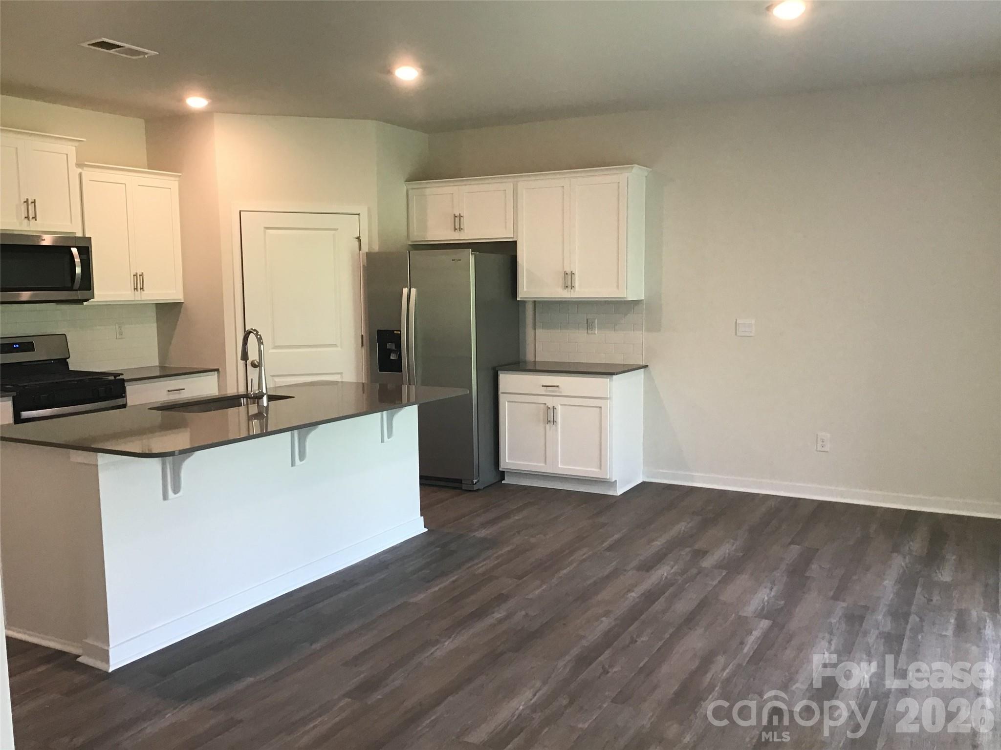 The Hamptons at Hickory - Residential Lease