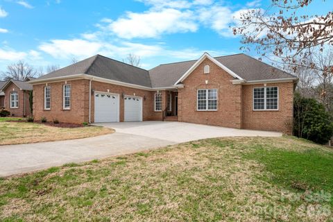 215 Browning Drive Taylorsville NC 28681