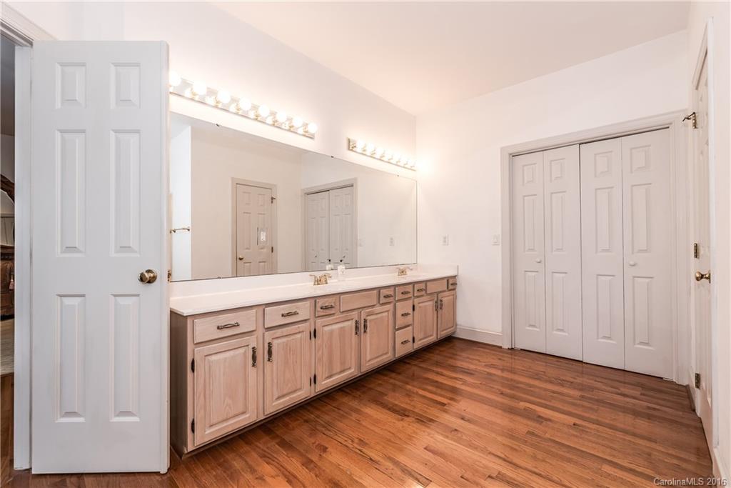 Seven Coves - Residential