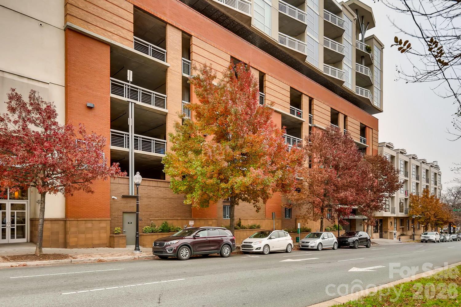 525 E 6th Street 115,116,117
