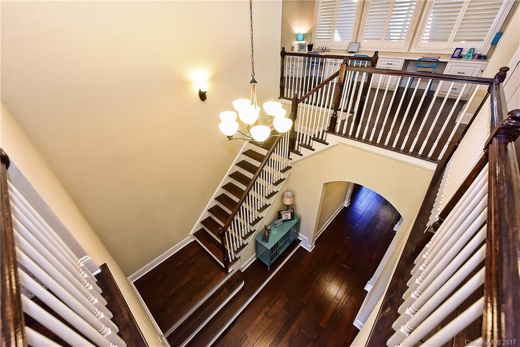 Winding Walk - Residential