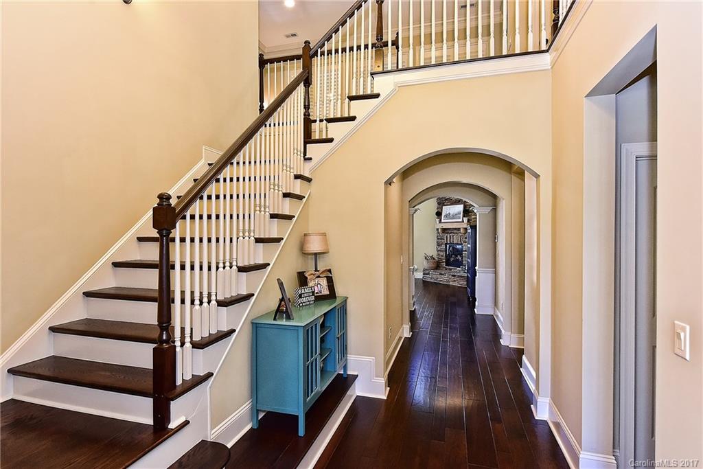 Winding Walk - Residential