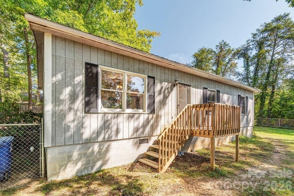 120 EASTWOOD AVE, SWANNANOA, NC 28778 - Image 12bc4cc8f9e875c2758e77f0b84464c8/2743636639
