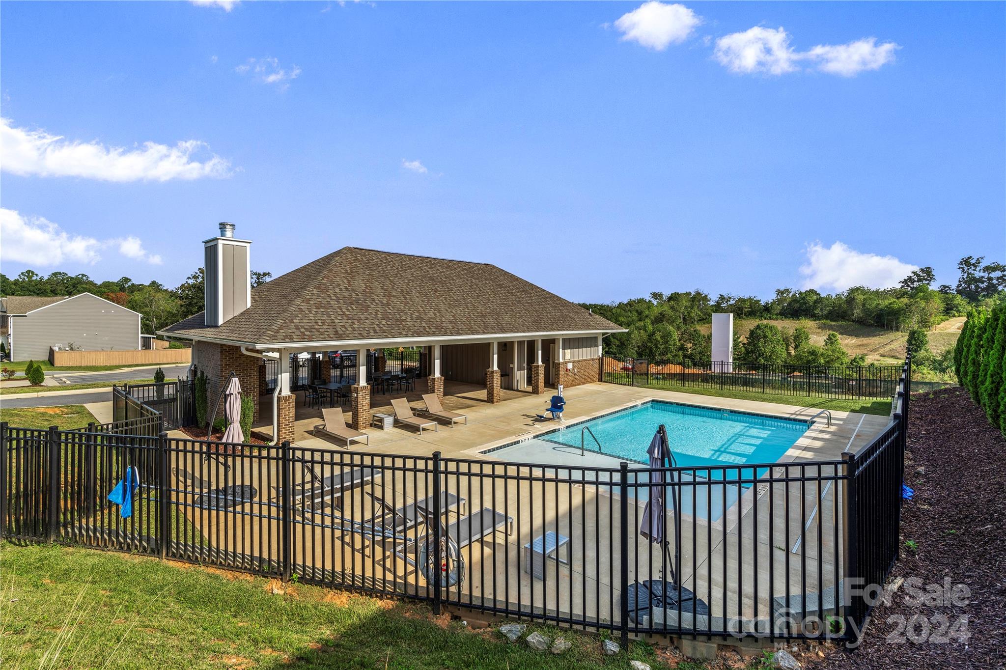 Holbrook Village - Residential