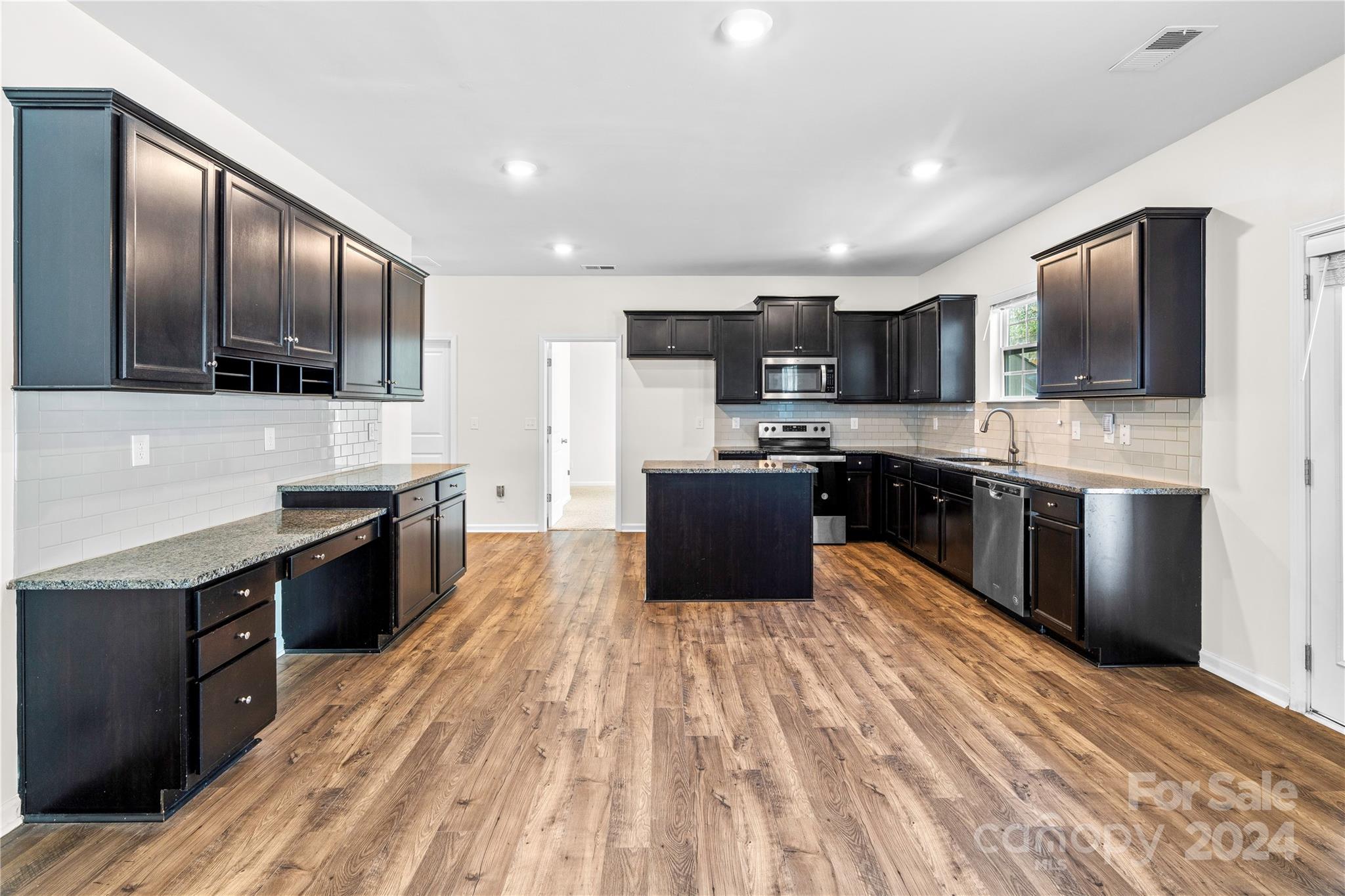 Holbrook Village - Residential