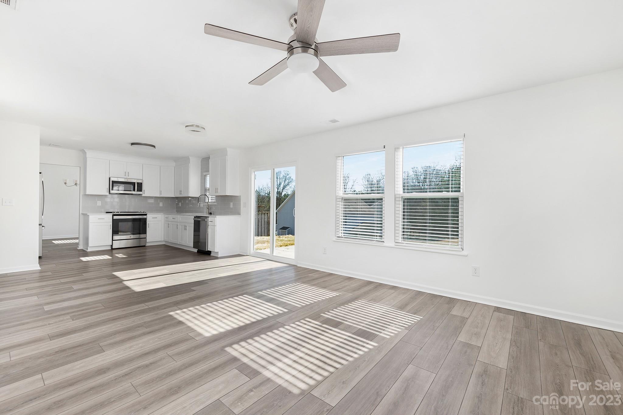 Village Green At Wellsbrook - Residential