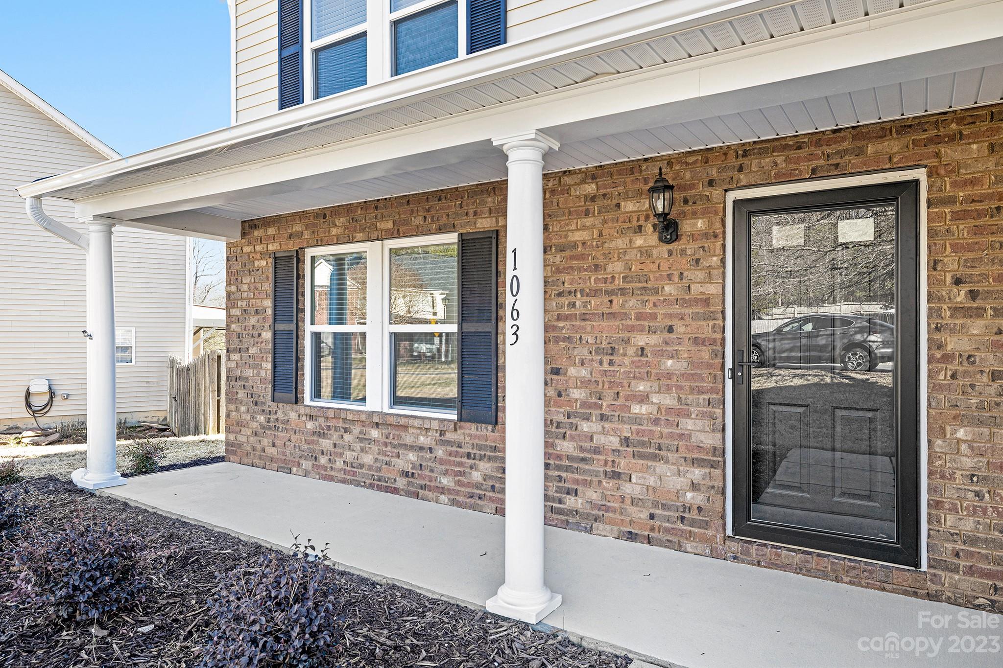 Village Green At Wellsbrook - Residential